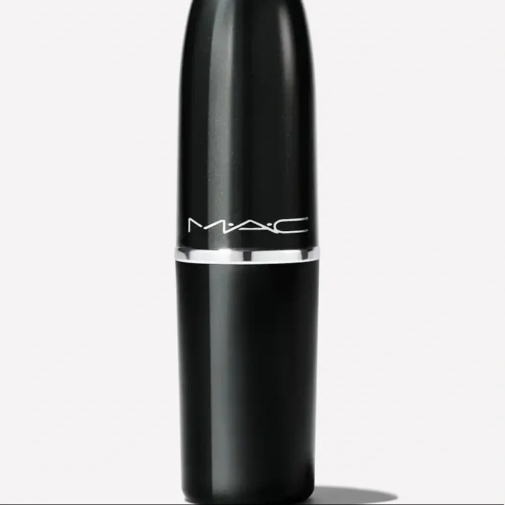 MAC Cosmetics Matte Lipstick in “Chili”